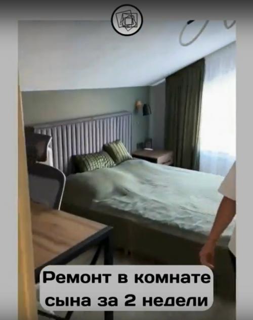 За две недели родители сделали ремонт в комнате сына. 03