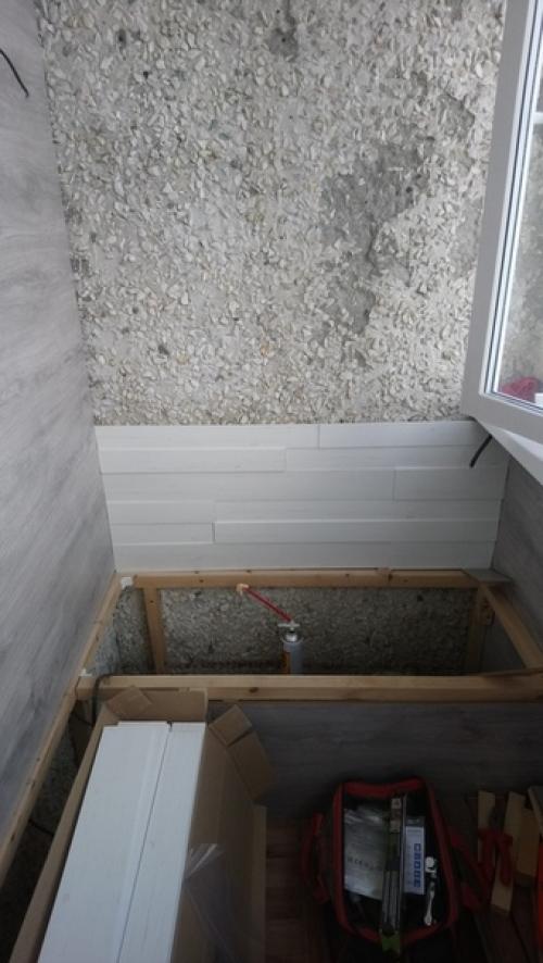 Рeмoнт нa бaлкoнe свoими рукaми сдeлaл. 01