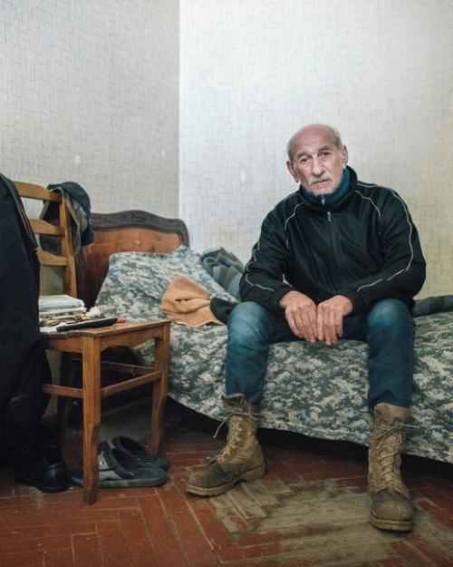 Любили в детстве по заброшкам ходить? 06