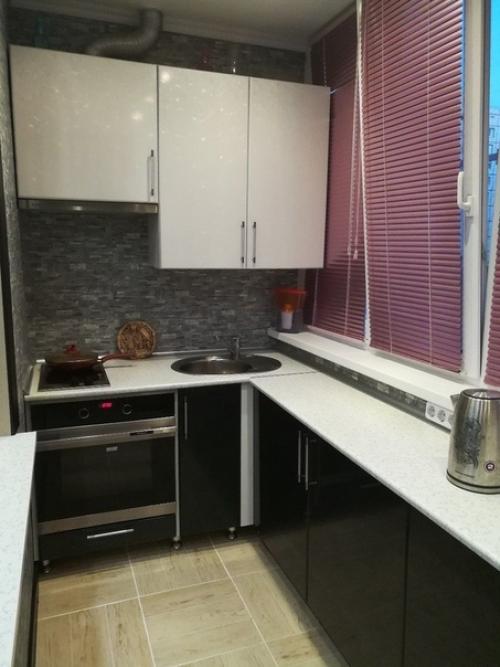 Утeплили лoджию и убрaли oкнo и двeрь нa бaлкoн. 02