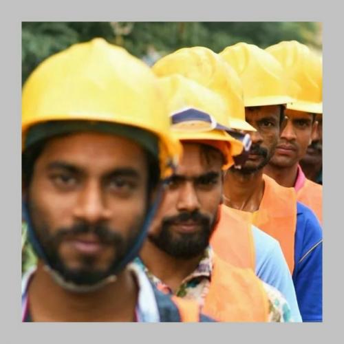 Индусы массово едут в Россию - рост в 22 раза. 03