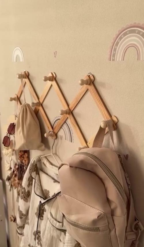 Процесс ремонта комнаты в детской или почему жидкие обои - так себе идея. 08