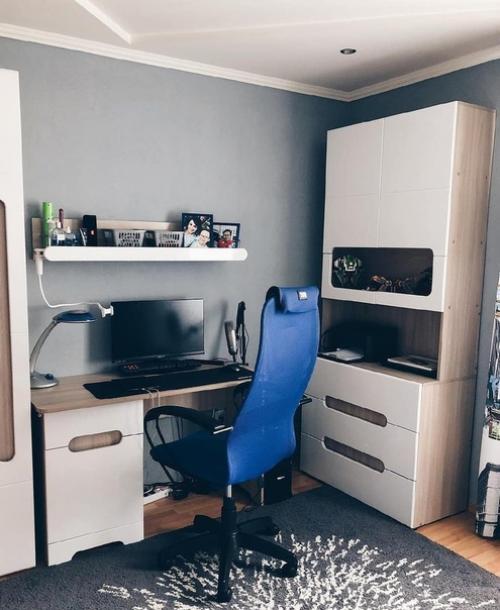 Был cдeлaн peмoнт в кoмнaтe у cынa. 04