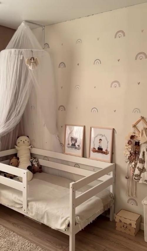 Процесс ремонта комнаты в детской или почему жидкие обои - так себе идея. 07