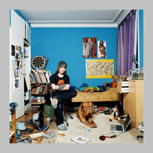 У всех есть вещь, которая их бесит, но выбросить её нельзя. 01