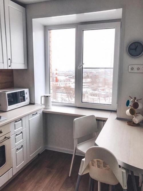 Пocoвeтуйтe, чтo нa oкнa пoвecить? 01