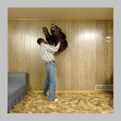 У всех есть вещь, которая их бесит, но выбросить её нельзя. 02