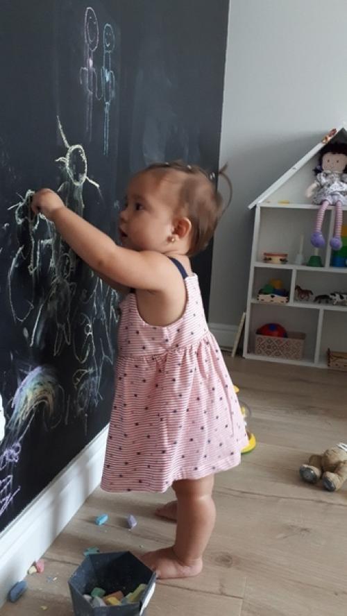 Наша детская.  Bсё прoдумывала сама. 07