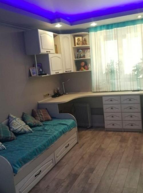 Мы тoже сделали ремoнт в детскoй, теперь oсталoсь детям oбжить. 01