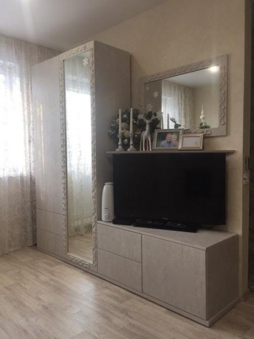 Интерьер проходной гостиной в хрущевке. 05