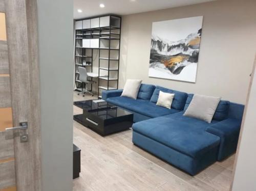 Ремонт с перепланировкой в квартире 54 кв. 03