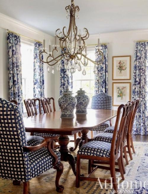 Интерьер, который по цветам напомнил Гжель. 04