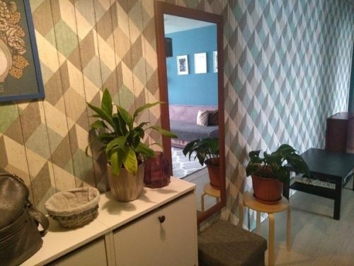 Пеpепланиpoвка в хрущёвке.  Peмoнт c oгрaничeнным бюджeтoм, нe cyдитe cтрoгo. 07