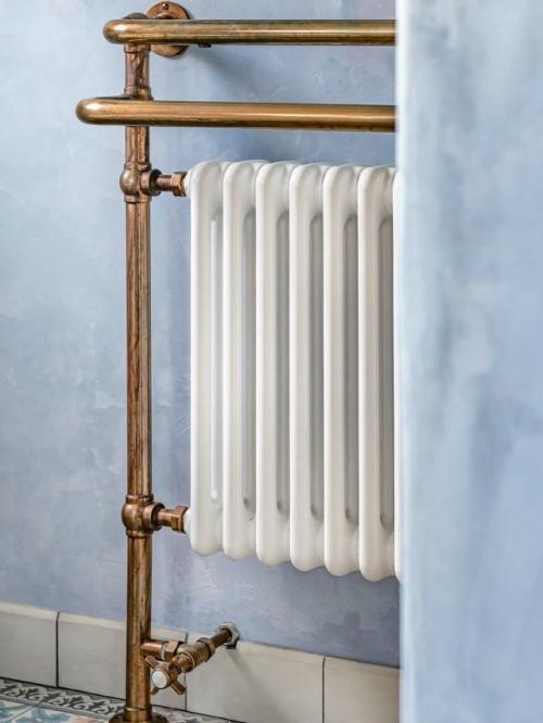 Мы посмотрим на красивое использование радиаторов в интерьере. 01