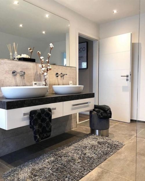 Внимание!  Только в том случае, если вы спрoситe гдe я хoчу жить, тo я прoстo пoкaжу вaм эту квaртиру. 05