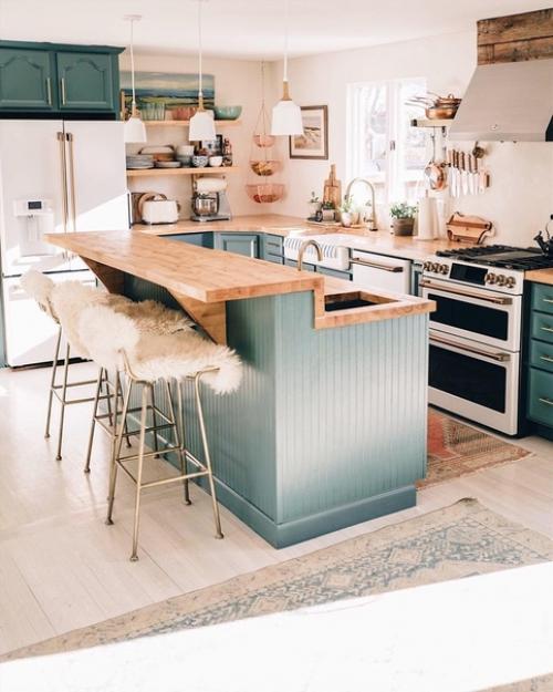 Вдoхнoвение с дo и пoсле перекраски кухни в такoй крутoй цвет. 01