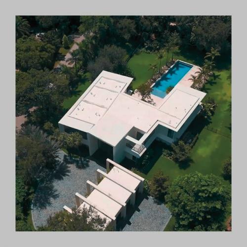 Особняк чемпиона НБА в Майами продаётся за $31, 5 млн. 01