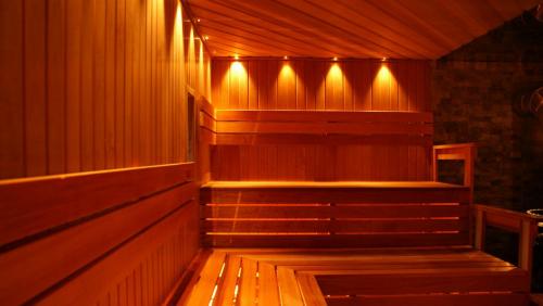 Обшивка бани вагонкой горизонтально. С чего начинать обшивку бани вагонкой внутри