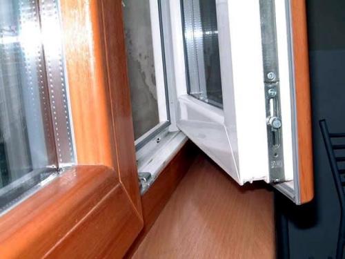 Регулировка пластиковых окон старого образца. Регулировка прижима пластиковых окон