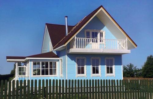 Яркие фасады домов. Цвета фасадов – выбор цветовых решений и правила гармоничного сочетания с дизайном дома 25