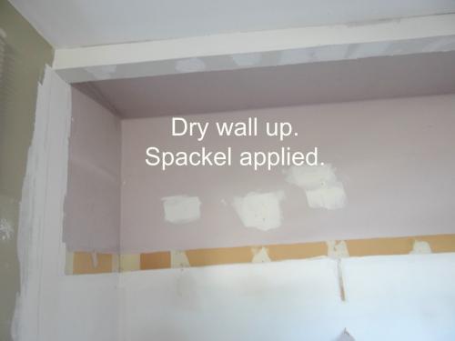 Шкаф в нише своими руками. Хозяин квартиры преобразил нишу в комнате. А главное удалось разместить все необходимое