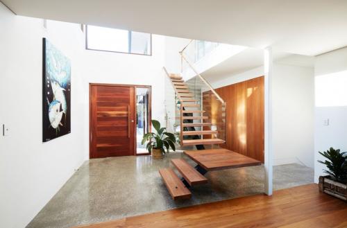 Как построить на даче второй этаж. Переобустройство комнаты на втором этаже в дачном доме 20