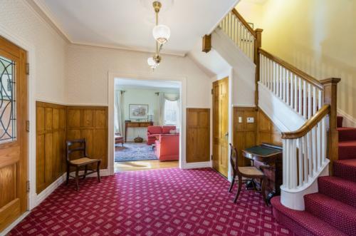 Как построить на даче второй этаж. Переобустройство комнаты на втором этаже в дачном доме 10