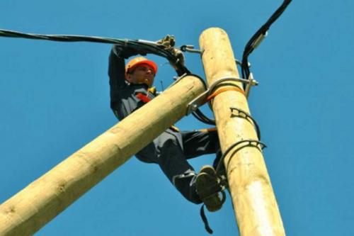 Ввод кабеля в дом. Подвод электроэнергии по воздуху