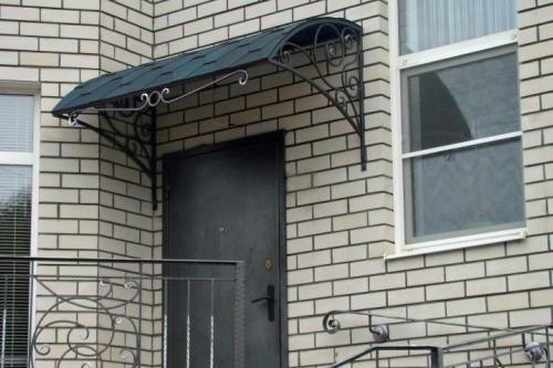 Крыльцо из металла в дом. Металл: плюсы и минусы 16 Крыльцо из металла в дом. Металл: плюсы и минусы 16