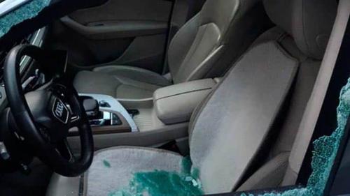 Заклинило замок двери в машине. Все способы открытия двери машины без ключа