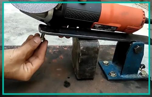 Отрезной станок из болгарки ушм своими руками. Как правильно изготовить станок из болгарки