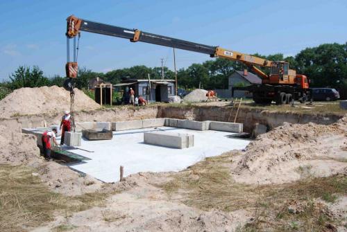 Фундамент фбс это. Фундамент из блоков ФБС, технология. Плюсы и минусы
