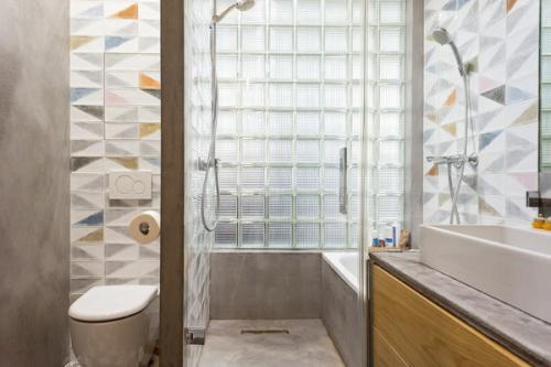 Стены в старом фонде. Стильный интерьер 54 м2 убитой квартиры в «старом фонде»: фото до и после