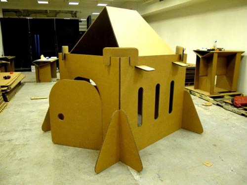 Как сделать домик в доме. Как сделать домик из картона самостоятельно