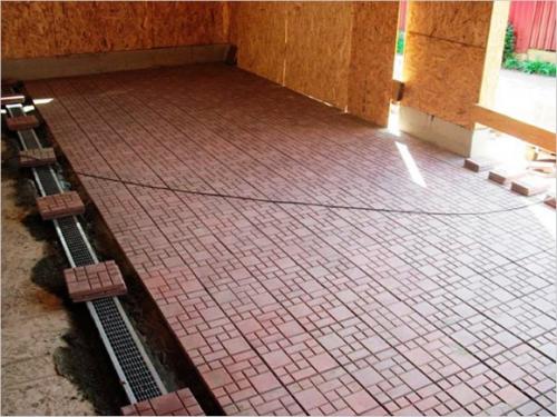 Плитка в гараж на пол: плюсы и минусы