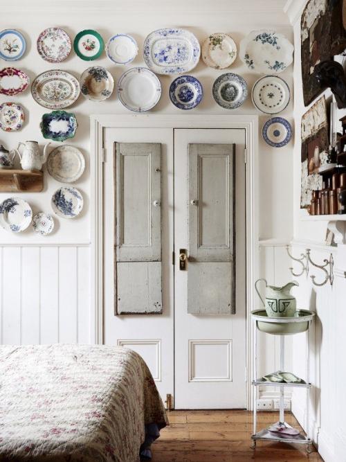 Тарелки на стенах: 23 примера 04