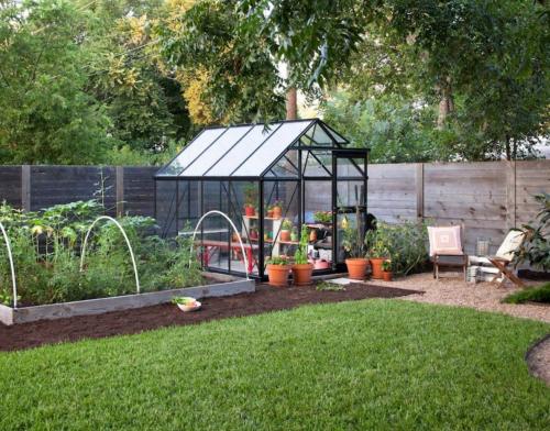 Как украсить теплицу из поликарбоната. Из чего сделана теплица? Что выбрать?