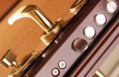 Как открыть дверь если сломалась защелка. Сломалась защелка на входной двери —, что делать?