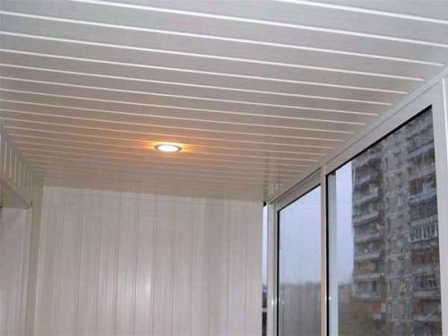 Как сделать потолок из панелей ПВХ в картинках. Виды пластиковых потолочных панелей