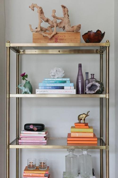 Стильные книжные полки: 20 примеров 03