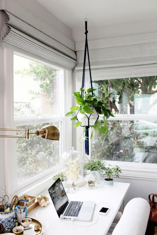 Больше света: 15 уютных уголков с окнами 05