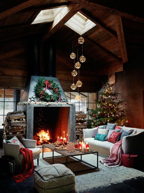 Праздничный коттедж в лесу 04