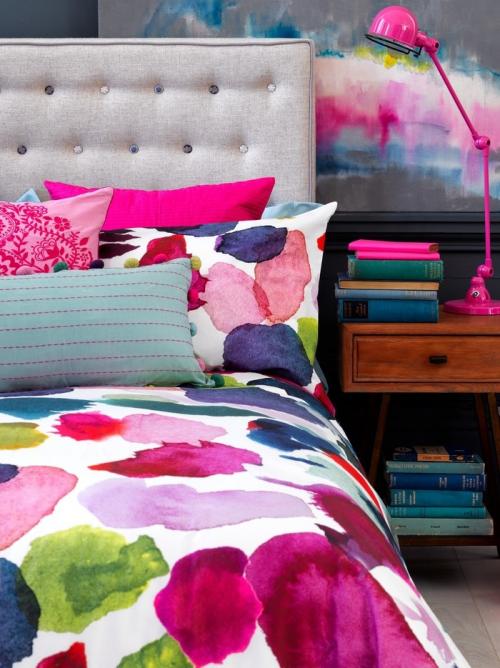 Буйство красок: 20 ярких спален 03