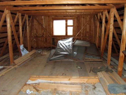 Утепление чердака старого дома. Как правильно утеплить чердак старого дома