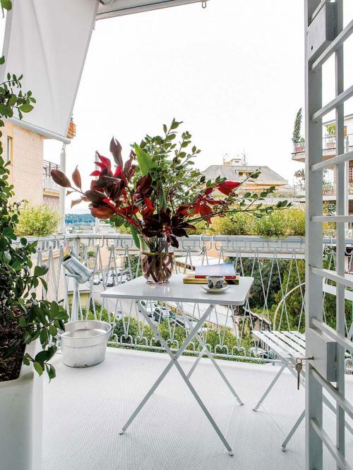 Квартира для девушки в Риме 02