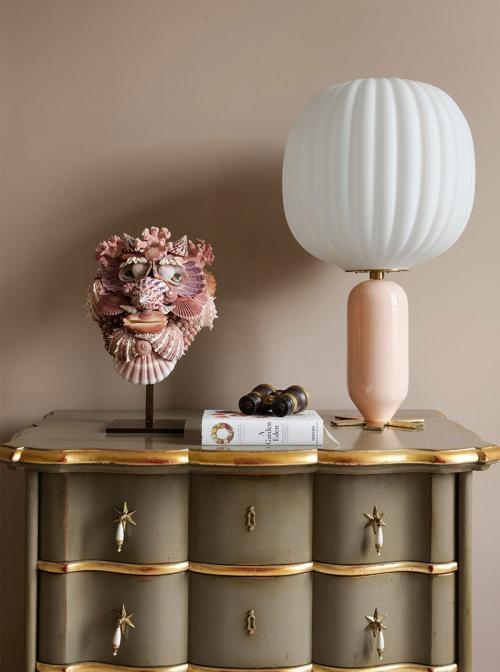 Изысканная квартира художницы в Париже 07