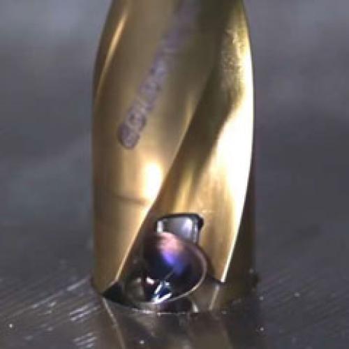 Как правильно сверлить металл. Как сверлить металл дрелью?