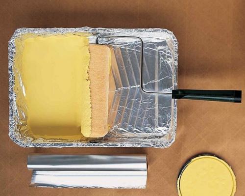 Чем заменить лоток для краски. Как покрасить стены и не испачкать лоток для краски