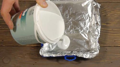 Чем заменить лоток для краски. Как покрасить стены и не испачкать лоток для краски