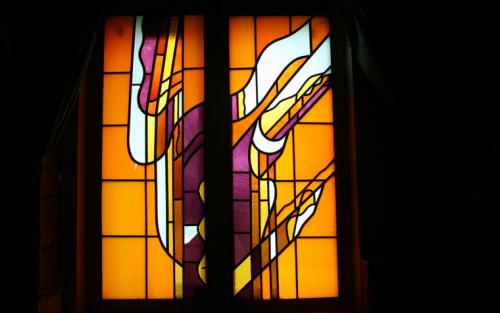 Как обыграть электрощиток в прихожей. На фото: